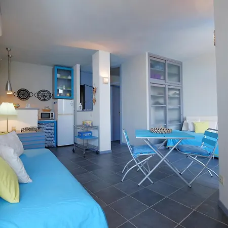 شقة La Finestra Sul Mare By Teuladaapartments *